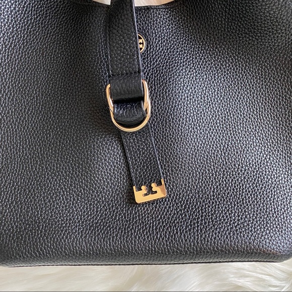 Tory Burch Black Pebbled Shoulder Bag - Picture 5 of 8